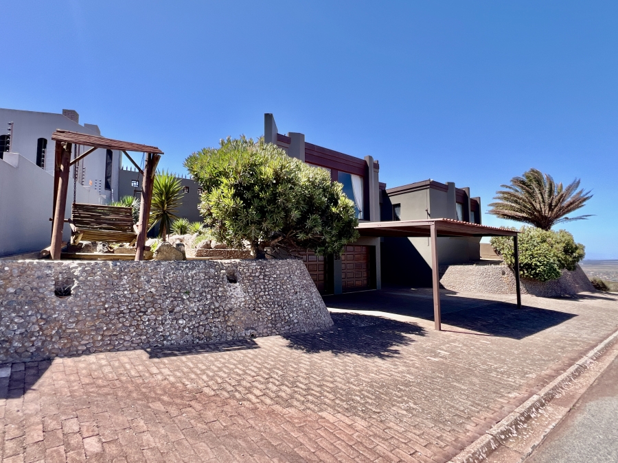 4 Bedroom Property for Sale in Vredenburg Western Cape